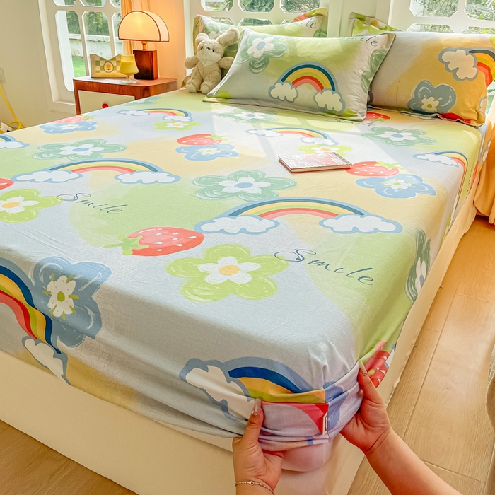 91家纺网 家纺一手货源 找家纺 眠博士 2025新款全棉混纺生态磨毛印花单床笠 磨毛床笠-彩虹草莓