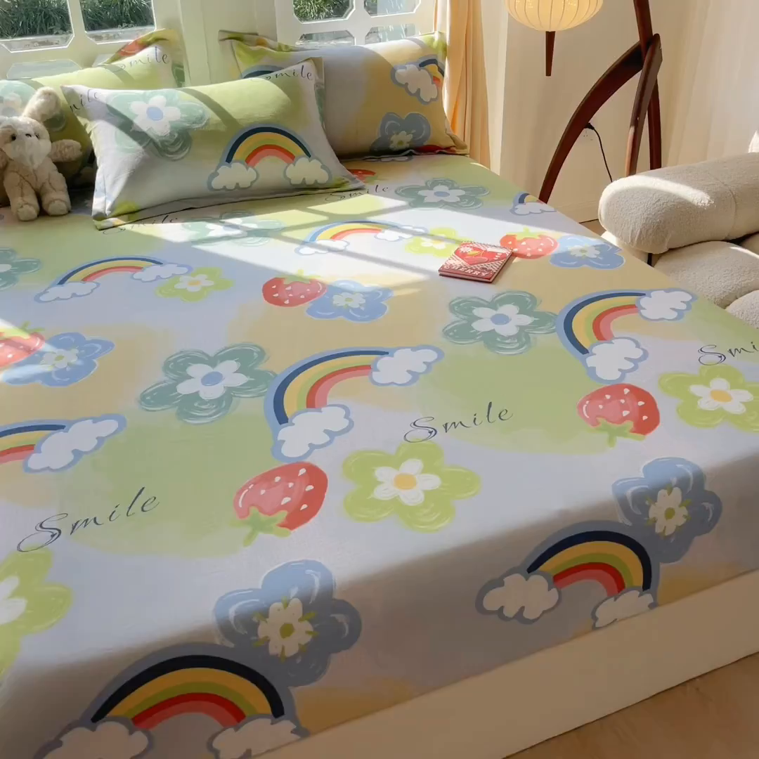 91家纺网 家纺一手货源 找家纺 眠博士 2025新款全棉混纺生态磨毛印花单床笠 磨毛床笠-彩虹草莓