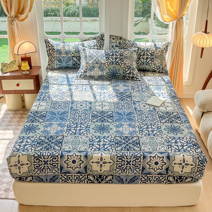 91家纺网 家纺一手货源 找家纺 眠博士 2025新款全棉混纺生态磨毛印花单床笠 磨毛床笠-浪漫蓝布