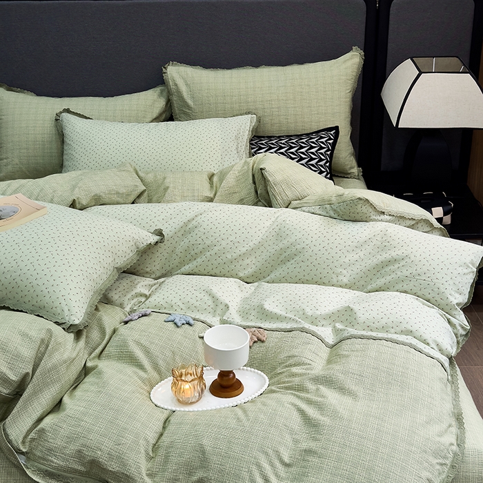 91家纺网 家纺一手货源 找家纺 （总）贝尔 2025新款urban classic枫叶全棉色织提花四件套-花边款