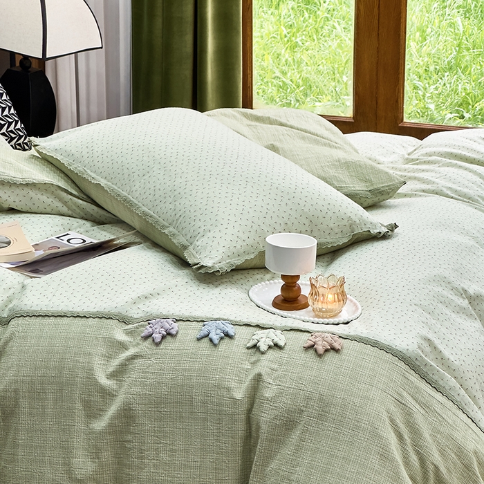 91家纺网 家纺一手货源 找家纺 （总）贝尔 2025新款urban classic枫叶全棉色织提花四件套-花边款