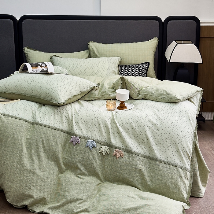 91家纺网 家纺一手货源 找家纺 贝尔 2025新款urban classic枫叶全棉色织提花四件套-花边款 常青藤