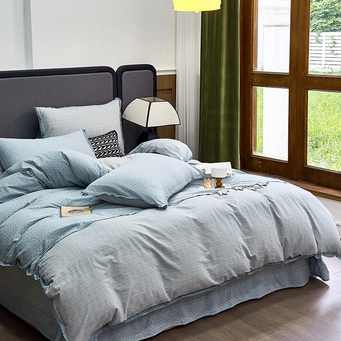 91家纺网 家纺一手货源 找家纺 贝尔 2025新款urban classic枫叶全棉色织提花四件套-花边款 天青雨