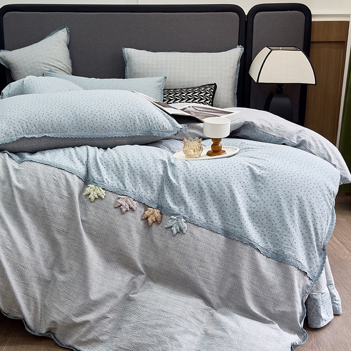 91家纺网 家纺一手货源 找家纺 贝尔 2025新款urban classic枫叶全棉色织提花四件套-花边款 天青雨