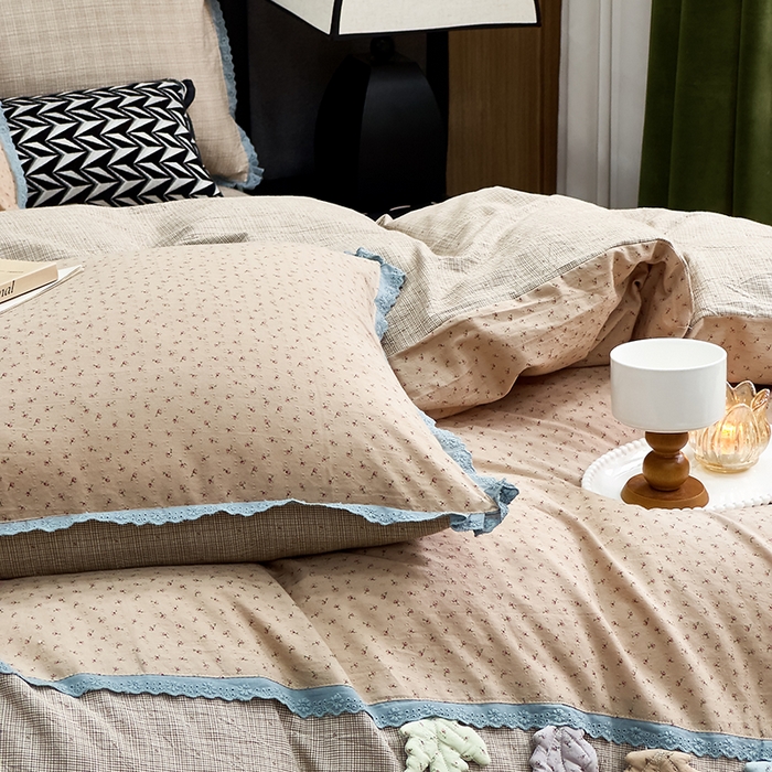 91家纺网 家纺一手货源 找家纺 贝尔 2025新款urban classic枫叶全棉色织提花四件套-花边款 音符米