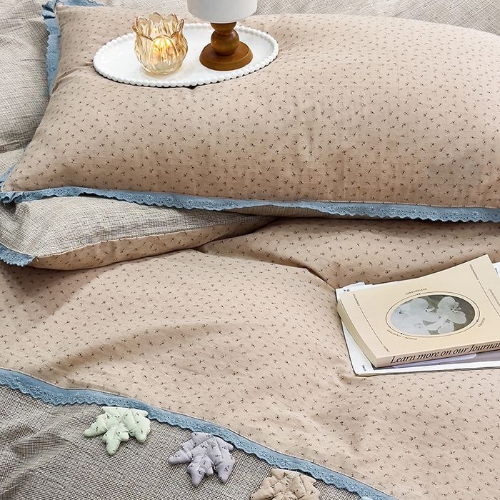 91家纺网 家纺一手货源 找家纺 贝尔 2025新款urban classic枫叶全棉色织提花四件套-花边款 音符米