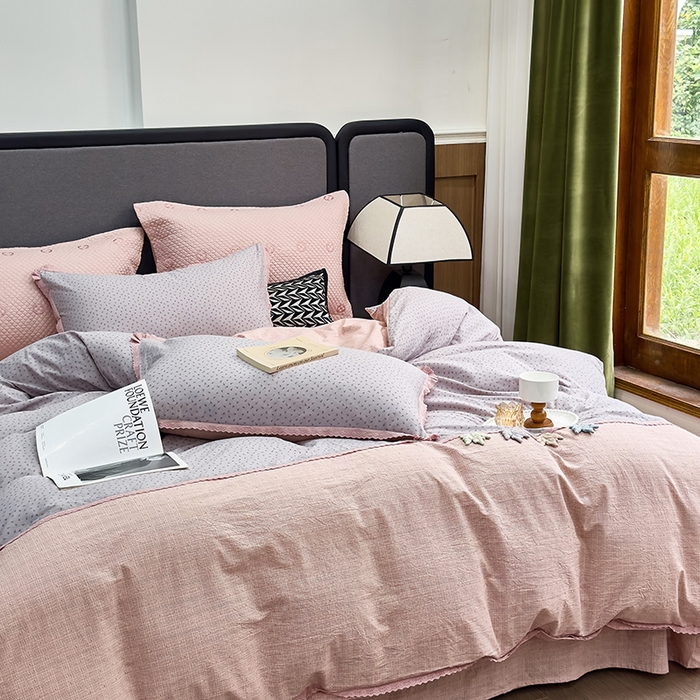 91家纺网 家纺一手货源 找家纺 贝尔 2025新款urban classic枫叶全棉色织提花四件套-花边款 紫萱