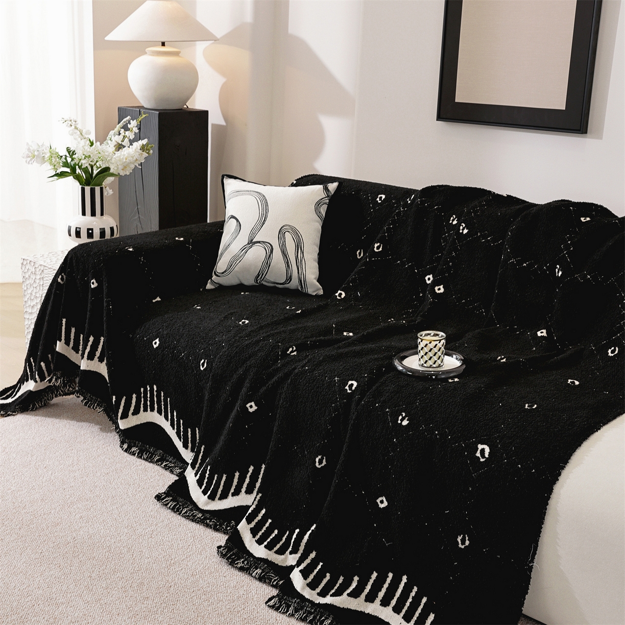 91家纺网 家纺一手货源 找家纺 共鸣沙发垫 2025新款半边绒沙发巾 半边绒黑色