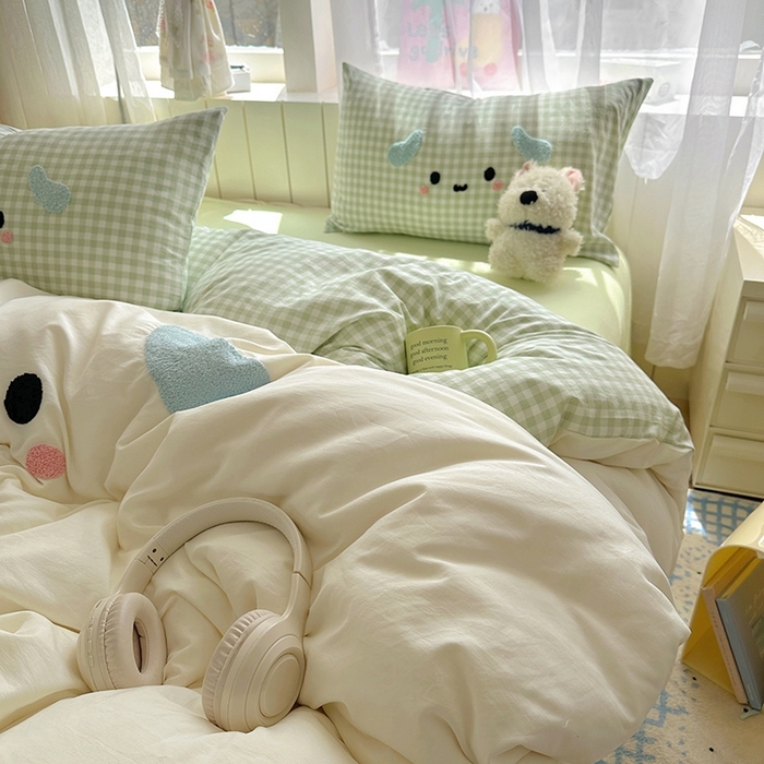 91家纺网 家纺一手货源 找家纺 （总）老K (原美阁） 2025新款超柔公主花边毛巾绣四件套学生季三件套