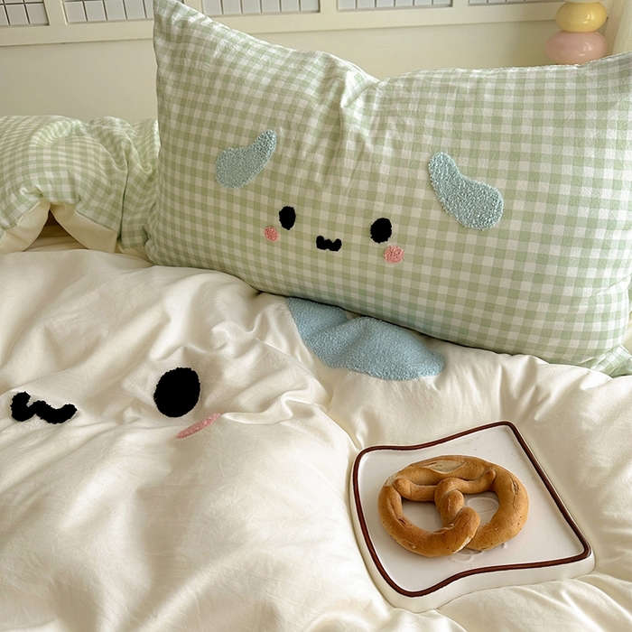 91家纺网 家纺一手货源 找家纺 （总）老K (原美阁） 2025新款超柔公主花边毛巾绣四件套学生季三件套