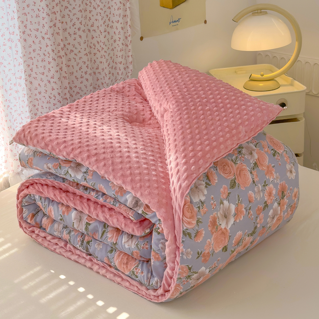 91家纺网 家纺一手货源 找家纺 （总）爱宝被业 2025新款A类水洗棉双层纱豆豆绒被芯