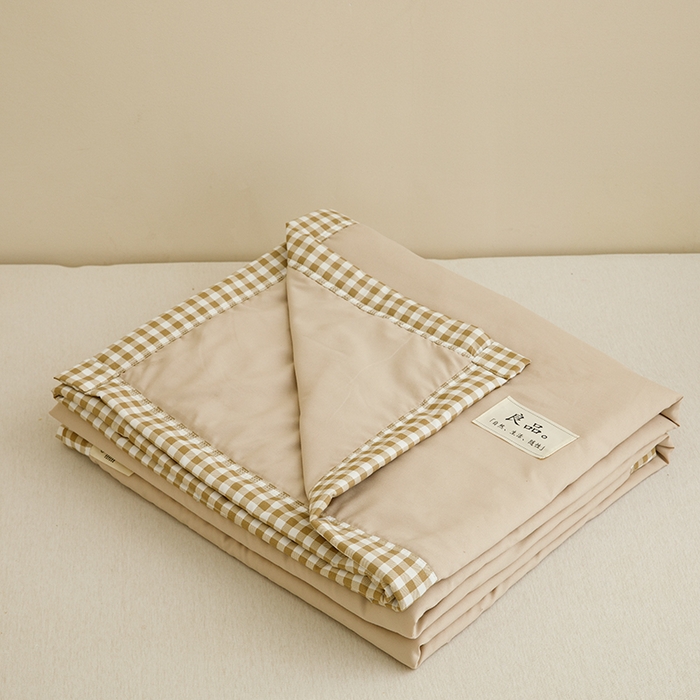 91家纺网 家纺一手货源 找家纺 米米儿家纺 2025新款无印风水洗磨毛立体大豆纤维被被子被芯 卡其