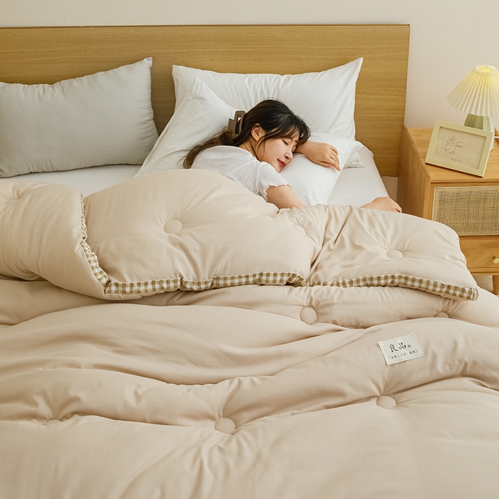 91家纺网 家纺一手货源 找家纺 米米儿家纺 2025新款无印风水洗磨毛立体大豆纤维被被子被芯 卡其