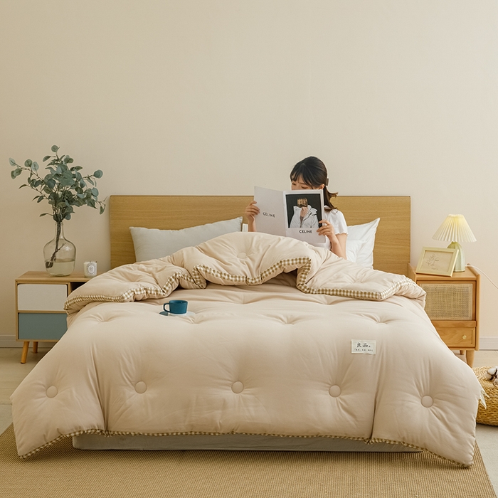 91家纺网 家纺一手货源 找家纺 米米儿家纺 2025新款无印风水洗磨毛立体大豆纤维被被子被芯 卡其