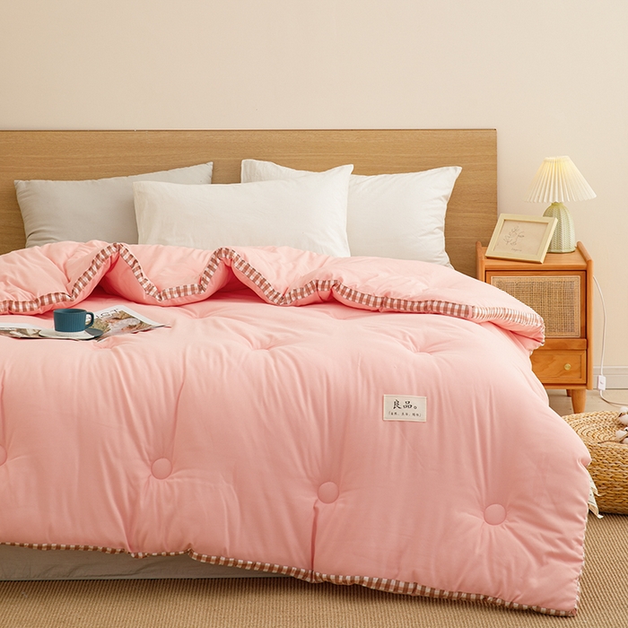 91家纺网 家纺一手货源 找家纺 米米儿家纺 2025新款无印风水洗磨毛立体大豆纤维被被子被芯 浅粉
