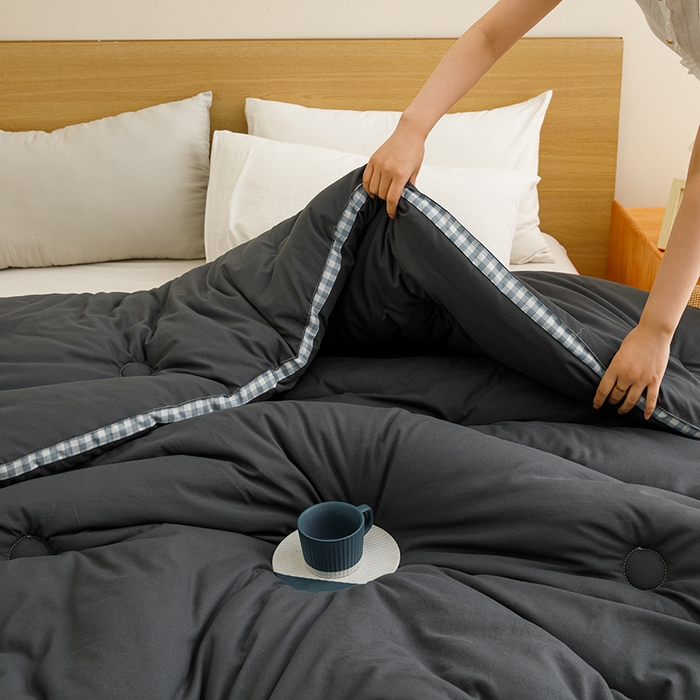 91家纺网 家纺一手货源 找家纺 米米儿家纺 2025新款无印风水洗磨毛立体大豆纤维被被子被芯 暗灰