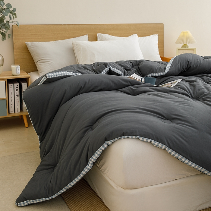 91家纺网 家纺一手货源 找家纺 米米儿家纺 2025新款无印风水洗磨毛立体大豆纤维被被子被芯 暗灰