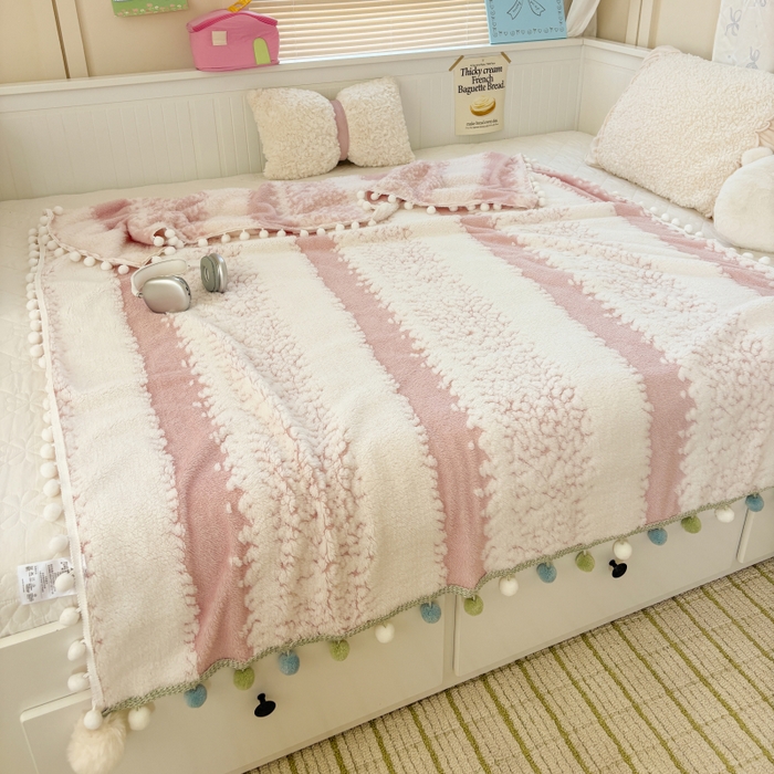 91家纺网 家纺一手货源 找家纺 （总）潮邦创意家居 2025新款250G双色阳离子提花手工小球毯毛毯毯子暖球絮语