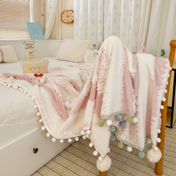 91家纺网 家纺一手货源 找家纺 （总）潮邦创意家居 2025新款250G双色阳离子提花手工小球毯毛毯毯子暖球絮语