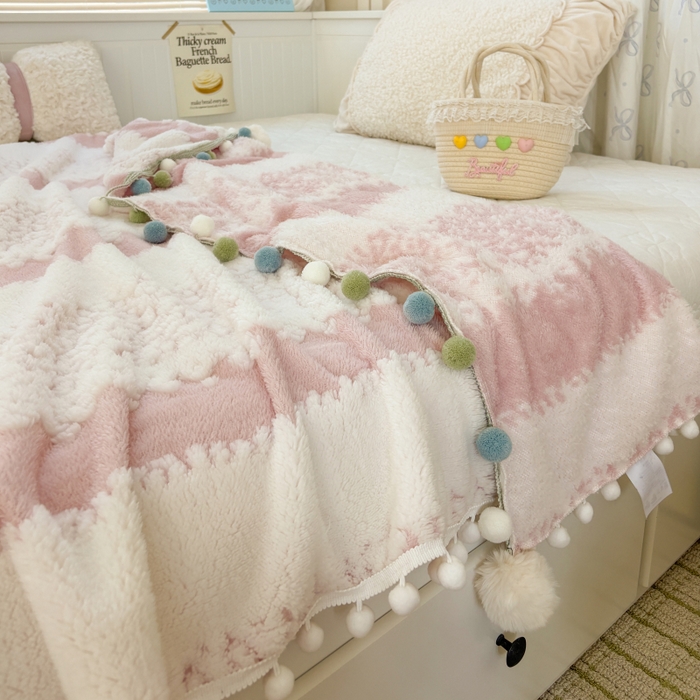 91家纺网 家纺一手货源 找家纺 潮邦创意家居 2025新款250G双色阳离子提花手工小球毯毛毯毯子暖球絮语 暖球絮语-清新粉