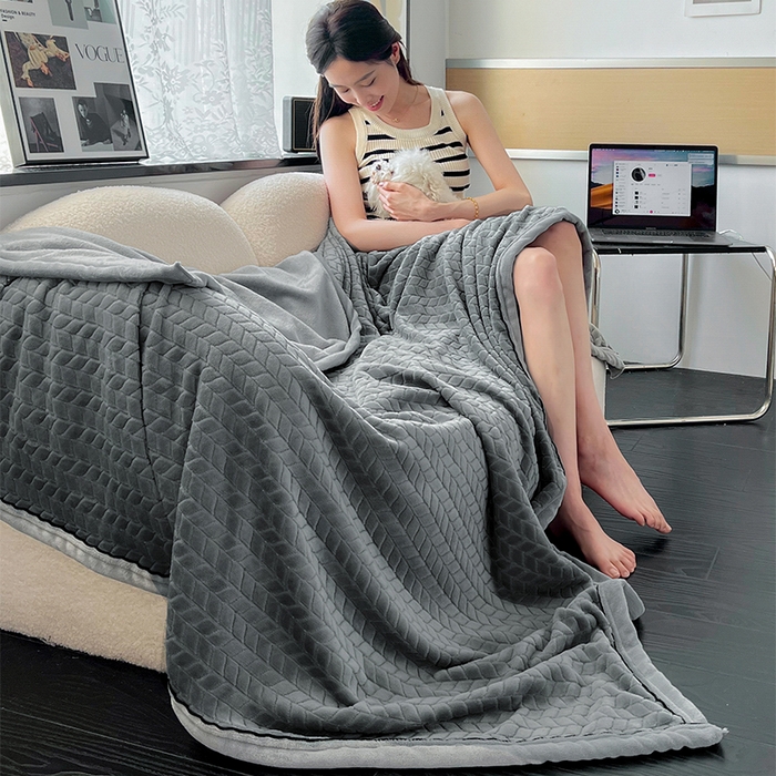 91家纺网 家纺一手货源 找家纺 （总）兰紫橙家纺 2025跨境色织牛奶绒多功能复合毯毯子被套二合一