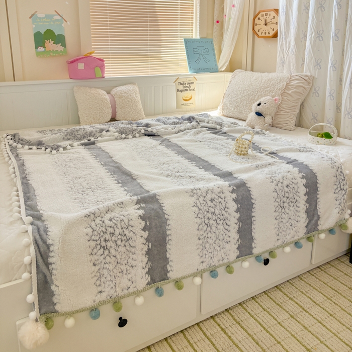 91家纺网 家纺一手货源 找家纺 潮邦创意家居 2025新款250G双色阳离子提花手工小球毯毛毯毯子暖球絮语 暖球絮语-星灰