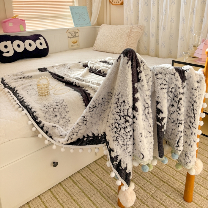 91家纺网 家纺一手货源 找家纺 潮邦创意家居 2025新款250G双色阳离子提花手工小球毯毛毯毯子暖球絮语 暖球絮语-耀黑