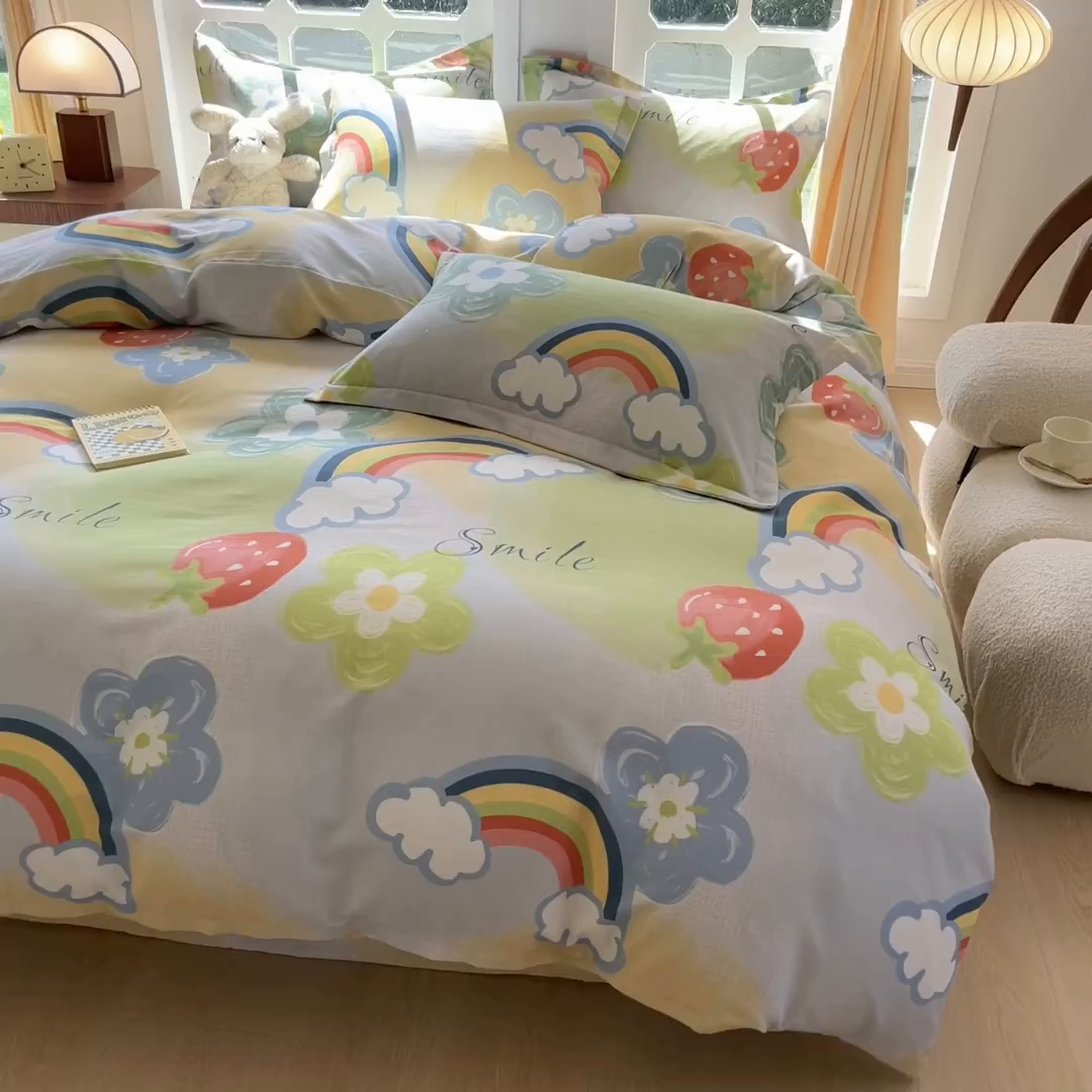 91家纺网 家纺一手货源 找家纺 眠博士 2025新款全棉混纺生态磨毛印花四件套 磨毛四件套-彩虹草莓