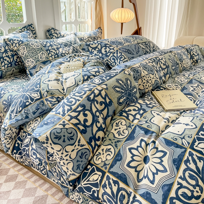 91家纺网 家纺一手货源 找家纺 眠博士 2025新款全棉混纺生态磨毛印花四件套 磨毛四件套-浪漫蓝布