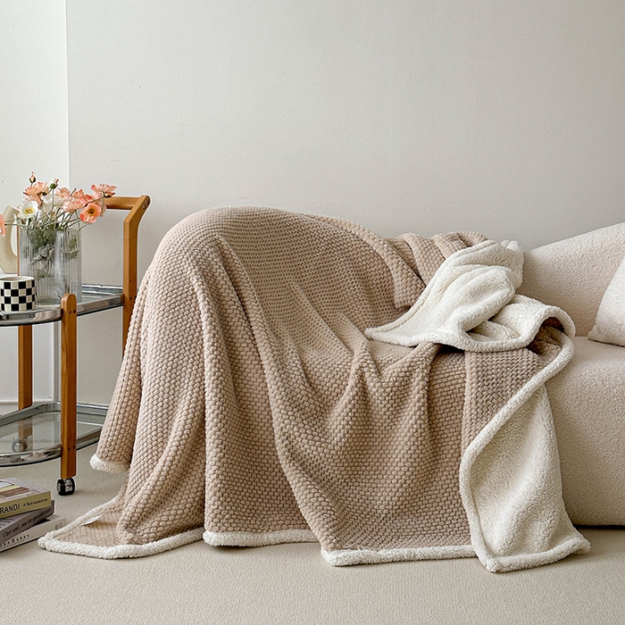 91家纺网 家纺一手货源 找家纺 （总）梵希良品家纺 2025新款玫瑰绒毛毯珊瑚绒小毯子办公室午睡毯床上用盖毯沙发毯毯子