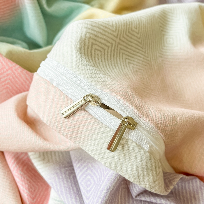 91家纺网 家纺一手货源 找家纺 眠博士 2025新款全棉混纺生态磨毛印花四件套 磨毛四件套-七彩草莓