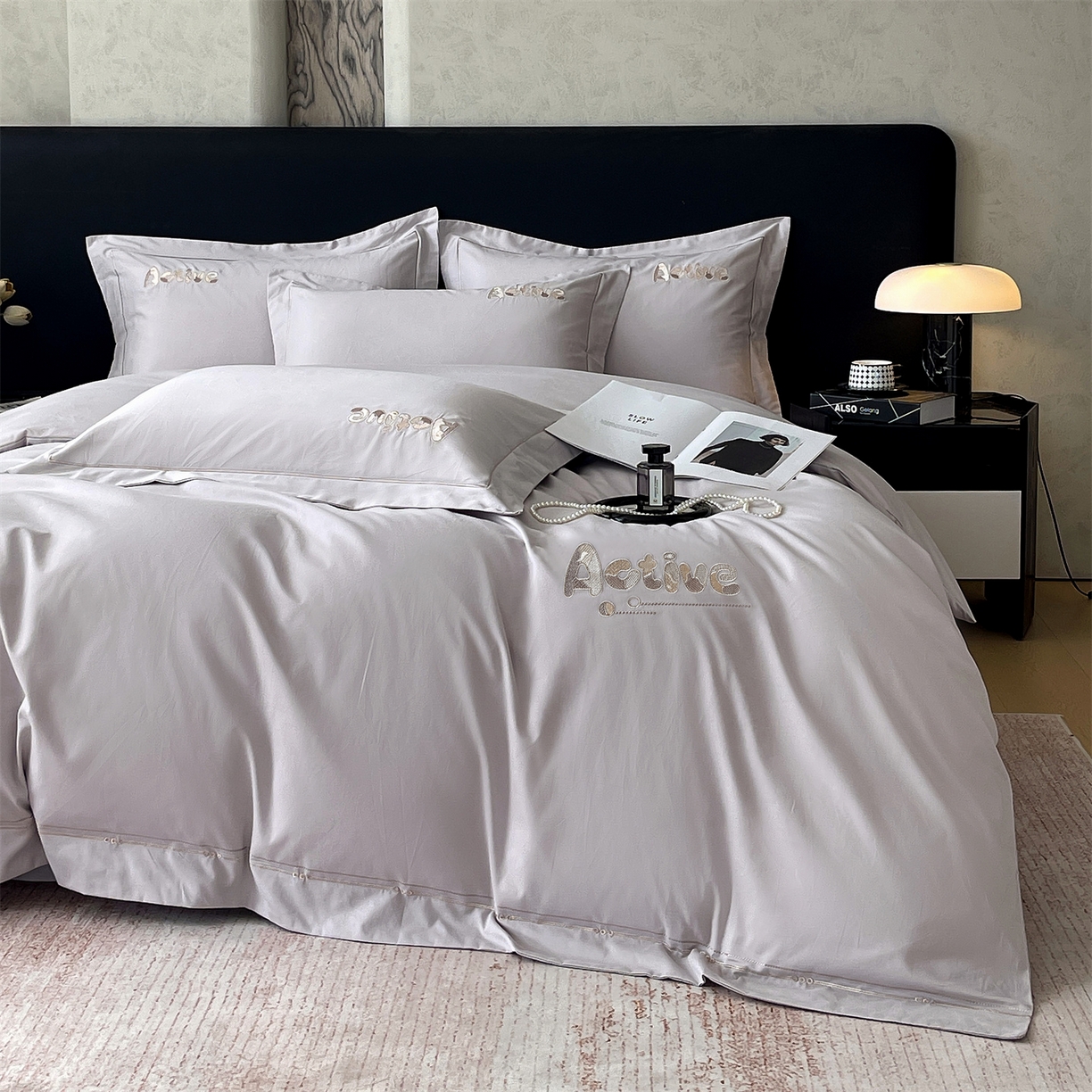 91家纺网 家纺一手货源 找家纺 鼎飞家纺 2025秋冬新款长绒棉纯棉磨毛绣花拼接四件套-以纯系列 以纯-浅灰