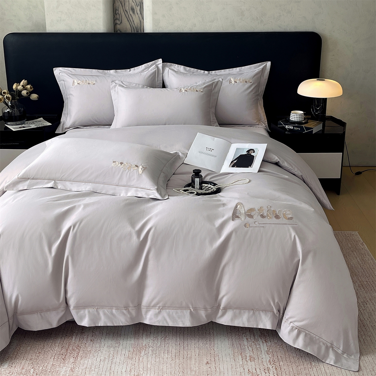 91家纺网 家纺一手货源 找家纺 鼎飞家纺 2025秋冬新款长绒棉纯棉磨毛绣花拼接四件套-以纯系列 以纯-浅灰