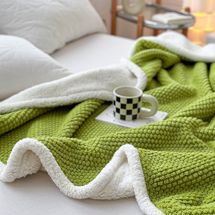 91家纺网 家纺一手货源 找家纺 梵希良品家纺 2025新款玫瑰绒毛毯珊瑚绒小毯子办公室午睡毯床上用盖毯沙发毯毯子 橄榄绿