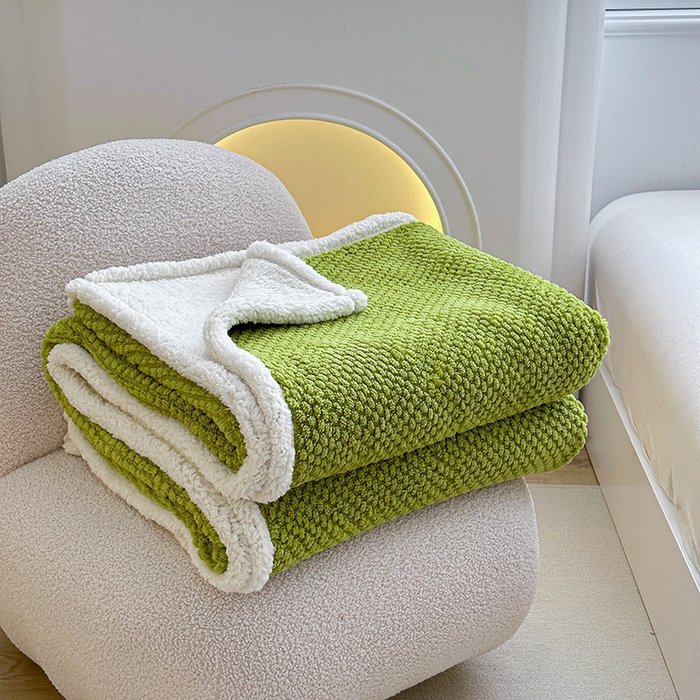 91家纺网 家纺一手货源 找家纺 梵希良品家纺 2025新款玫瑰绒毛毯珊瑚绒小毯子办公室午睡毯床上用盖毯沙发毯毯子 橄榄绿