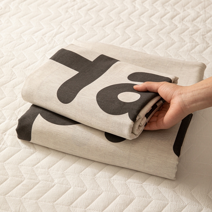 91家纺网 家纺一手货源 找家纺 眠博士 2025新款全棉混纺生态磨毛印花四件套 磨毛四件套-兔先生