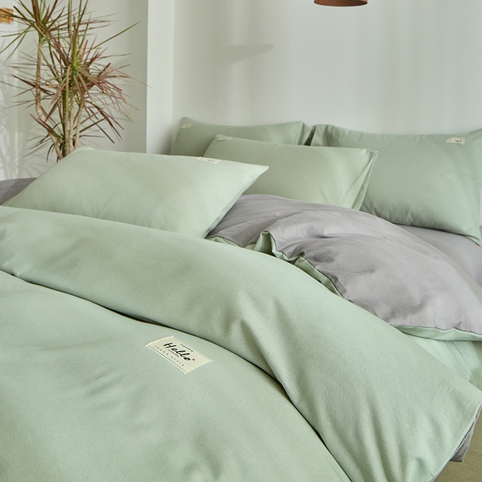 91家纺网 家纺一手货源 找家纺 贝尔 2025新款双拼全棉纯色素色色织磨毛加厚四件套 艾草绿-山灰