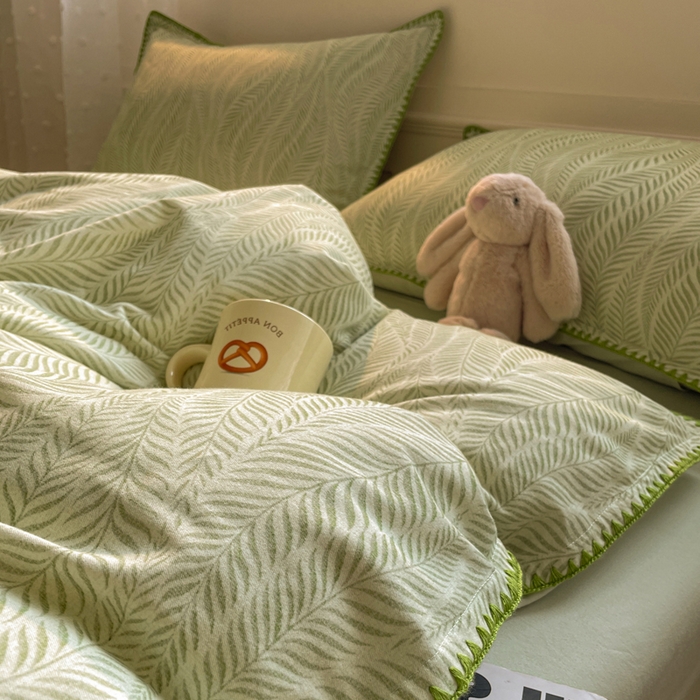 91家纺网 家纺一手货源 找家纺 如一 2025新款加厚全棉磨毛三角针四件套 原野-绿