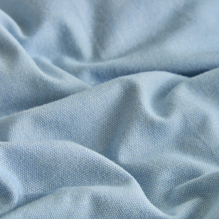 91家纺网 家纺一手货源 找家纺 贝尔 2025新款双拼全棉纯色素色色织磨毛加厚四件套 晴空蓝-兰灰