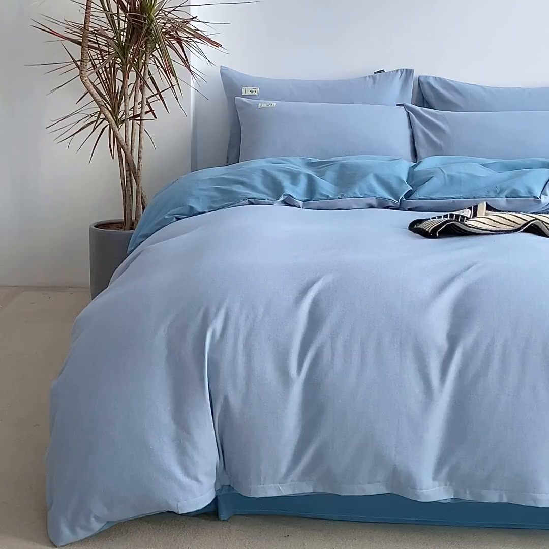 91家纺网 家纺一手货源 找家纺 贝尔 2025新款双拼全棉纯色素色色织磨毛加厚四件套 晴空蓝-兰灰