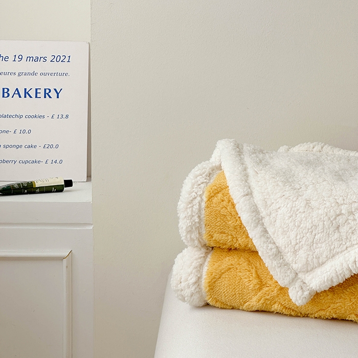 91家纺网 家纺一手货源 找家纺 梵希良品家纺 2025新款新款塔芙绒羊羔绒双层毯子加厚盖毯办公室午休沙发毯毯子 柠檬黄