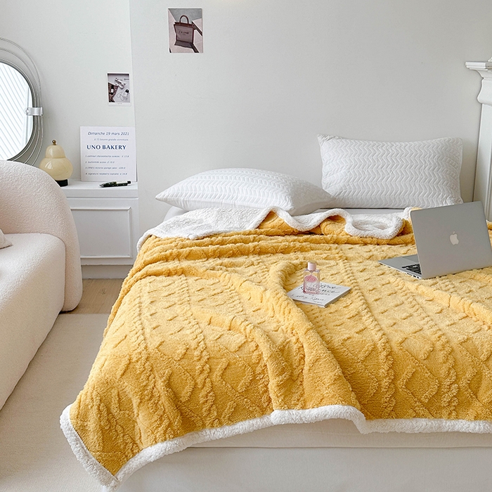 91家纺网 家纺一手货源 找家纺 梵希良品家纺 2025新款新款塔芙绒羊羔绒双层毯子加厚盖毯办公室午休沙发毯毯子 柠檬黄