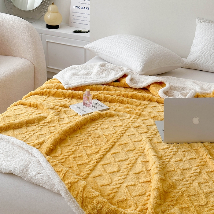 91家纺网 家纺一手货源 找家纺 梵希良品家纺 2025新款新款塔芙绒羊羔绒双层毯子加厚盖毯办公室午休沙发毯毯子 柠檬黄
