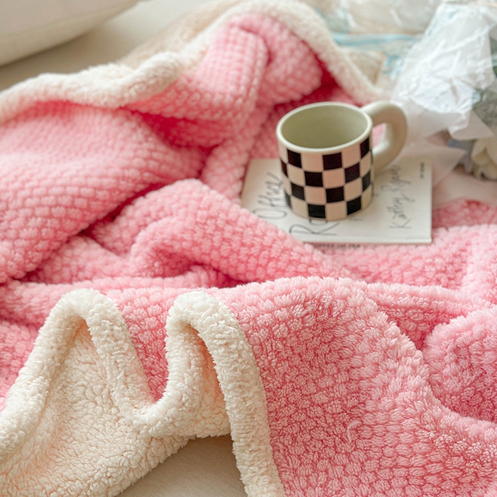 91家纺网 家纺一手货源 找家纺 梵希良品家纺 2025新款玫瑰绒毛毯珊瑚绒小毯子办公室午睡毯床上用盖毯沙发毯毯子 樱花粉