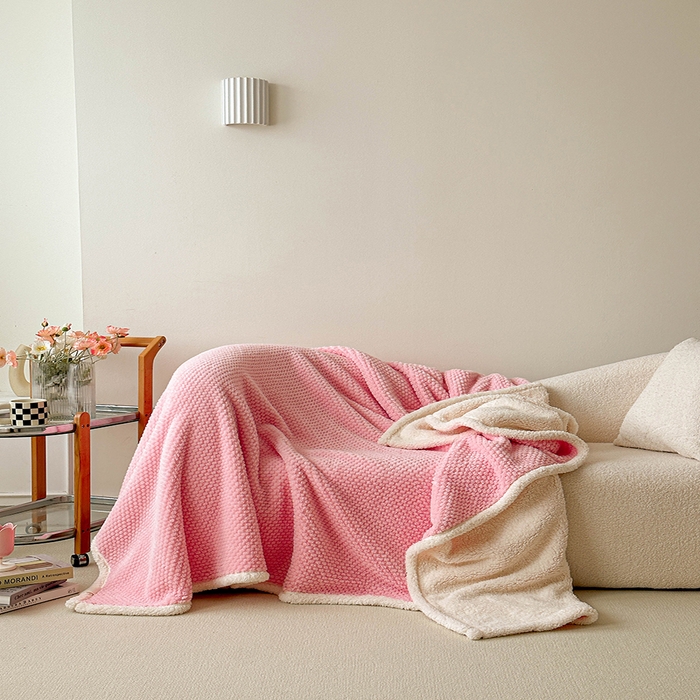 91家纺网 家纺一手货源 找家纺 梵希良品家纺 2025新款玫瑰绒毛毯珊瑚绒小毯子办公室午睡毯床上用盖毯沙发毯毯子 樱花粉