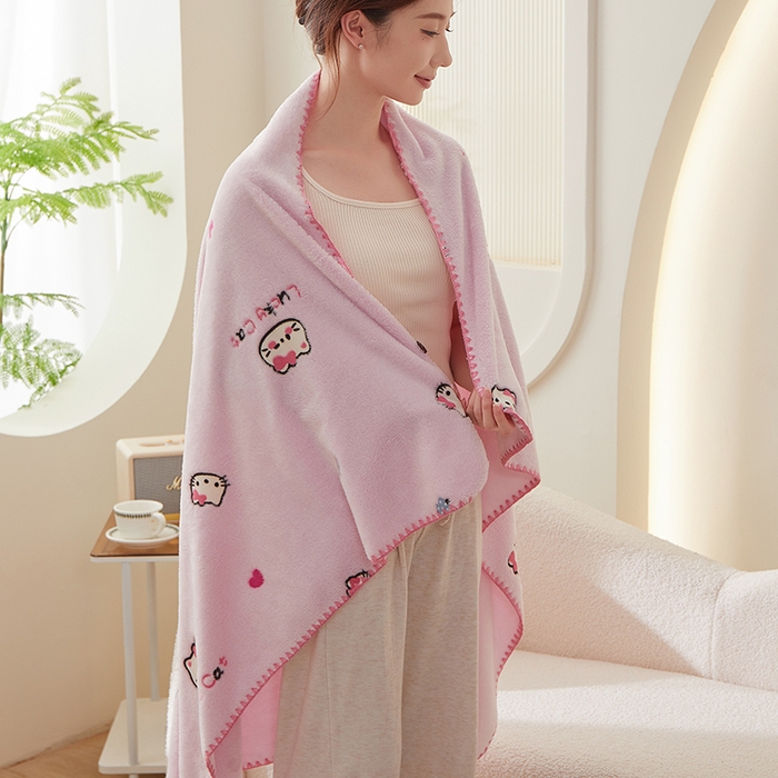 91家纺网 家纺一手货源 找家纺 （总）楼兰公主 2025秋冬新款云朵绒披肩毯毛毯毯子多功能盖毯