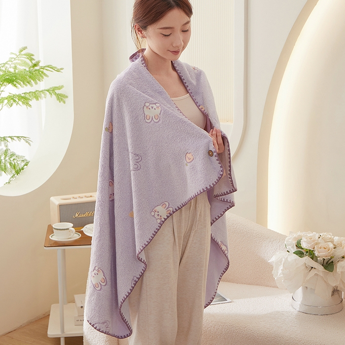 91家纺网 家纺一手货源 找家纺 （总）楼兰公主 2025秋冬新款云朵绒披肩毯毛毯毯子多功能盖毯