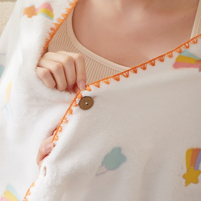 91家纺网 家纺一手货源 找家纺 楼兰公主 2025秋冬新款云朵绒披肩毯毛毯毯子多功能盖毯 彩虹白