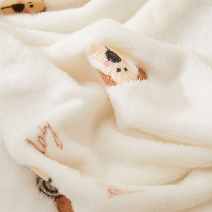 91家纺网 家纺一手货源 找家纺 楼兰公主 2025秋冬新款云朵绒披肩毯毛毯毯子多功能盖毯 大耳狗