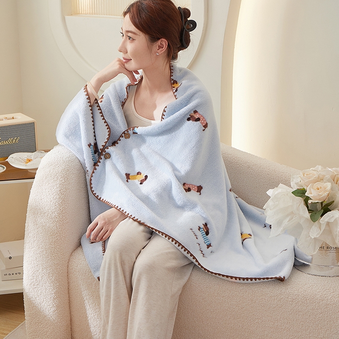 91家纺网 家纺一手货源 找家纺 楼兰公主 2025秋冬新款云朵绒披肩毯毛毯毯子多功能盖毯 腊肠狗